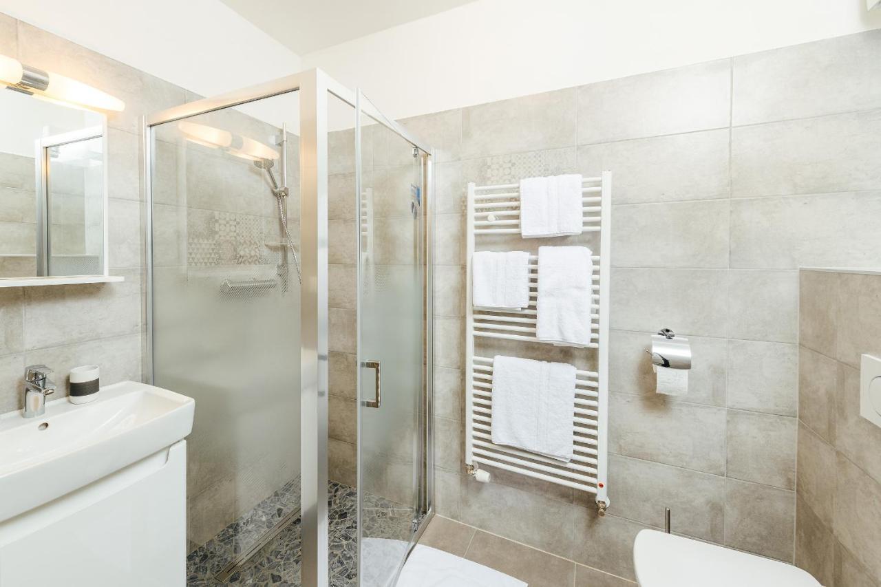 Trenčianske Teplice Apartmanovy Dom Grand - Contactless Check In מראה חיצוני תמונה